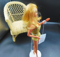 barbie fashion photo side